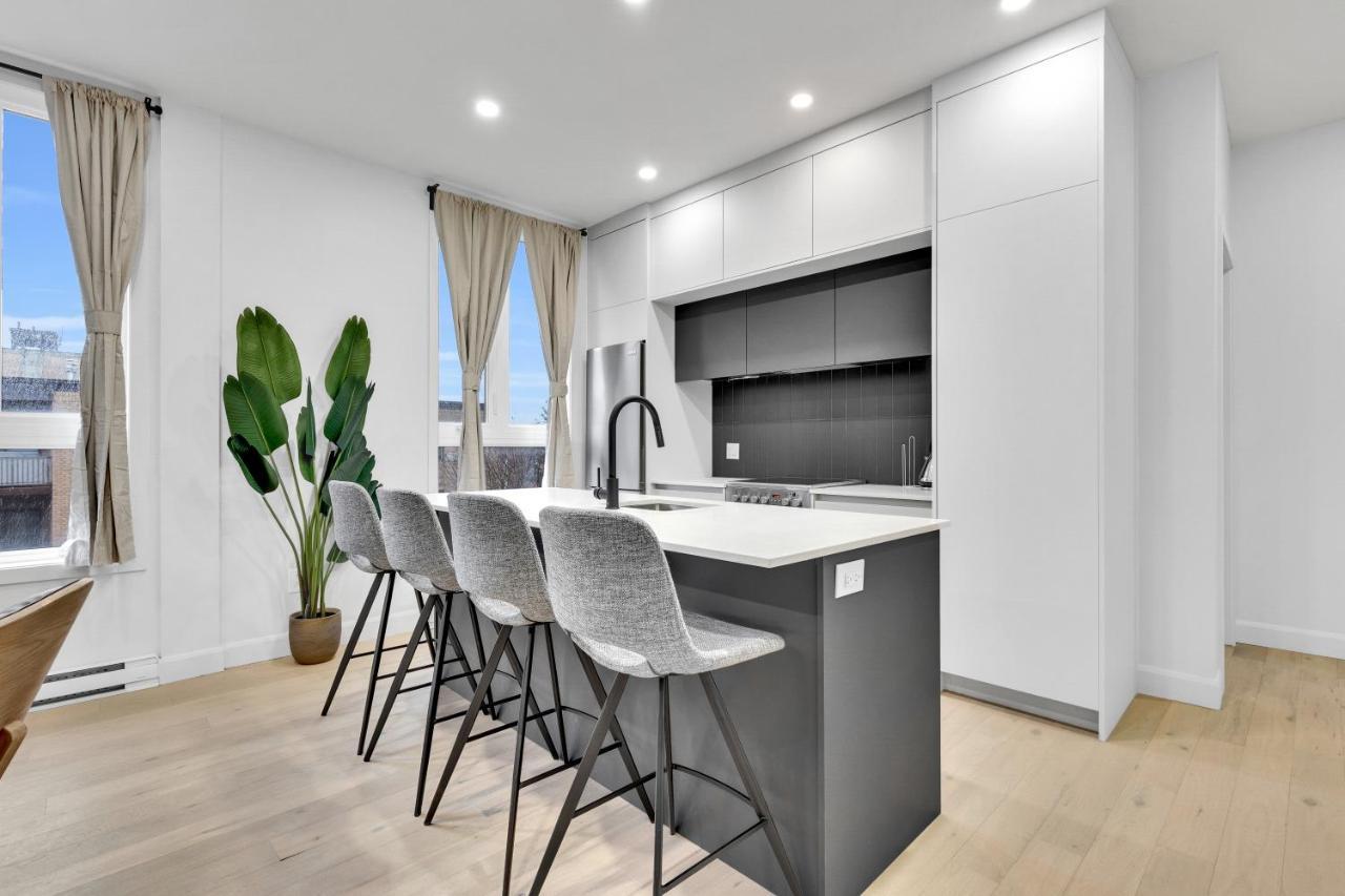 Deluxe Suites Downtown Montreal Luaran gambar