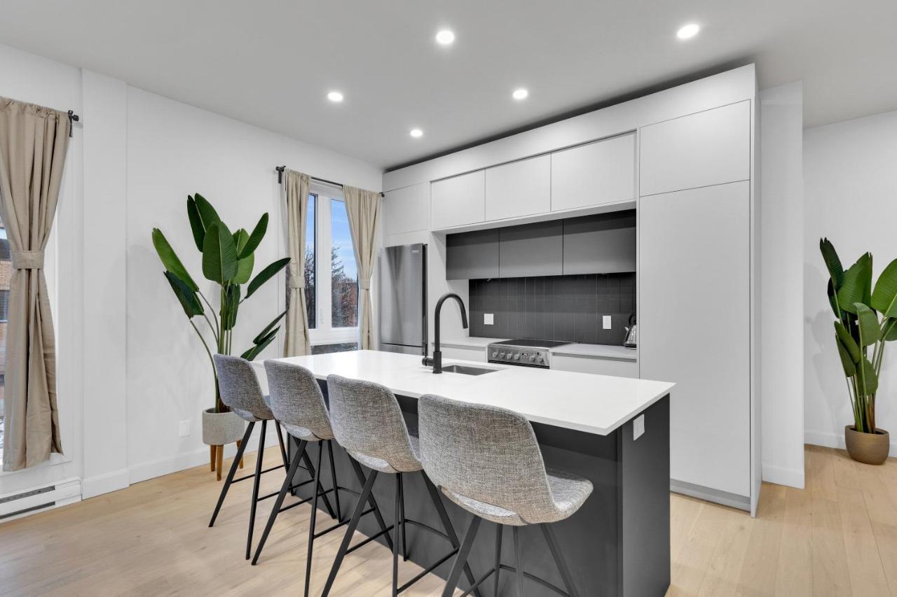 Deluxe Suites Downtown Montreal Luaran gambar