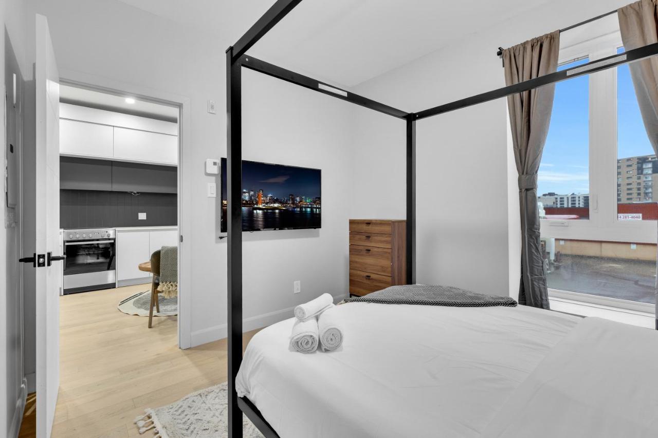Deluxe Suites Downtown Montreal Luaran gambar