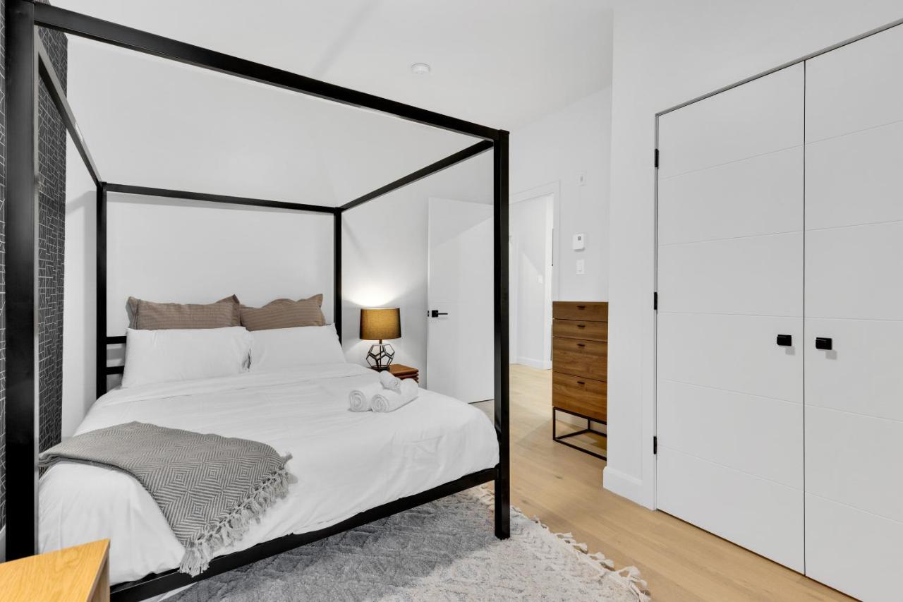 Deluxe Suites Downtown Montreal Luaran gambar