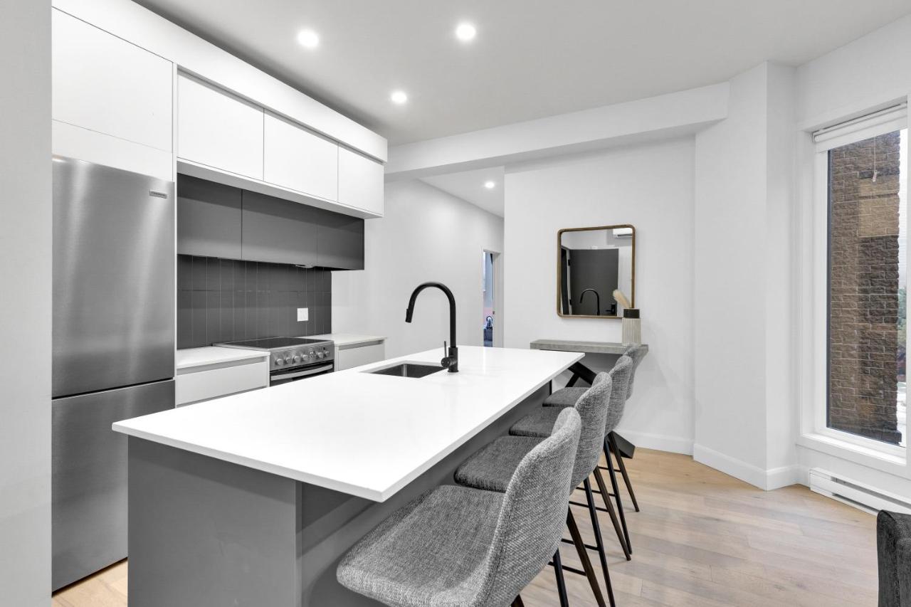 Deluxe Suites Downtown Montreal Luaran gambar