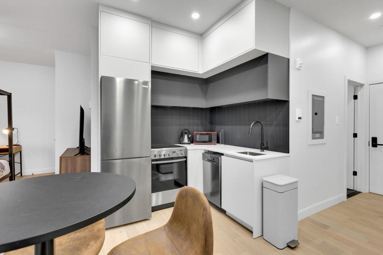 Deluxe Suites Downtown Montreal Luaran gambar