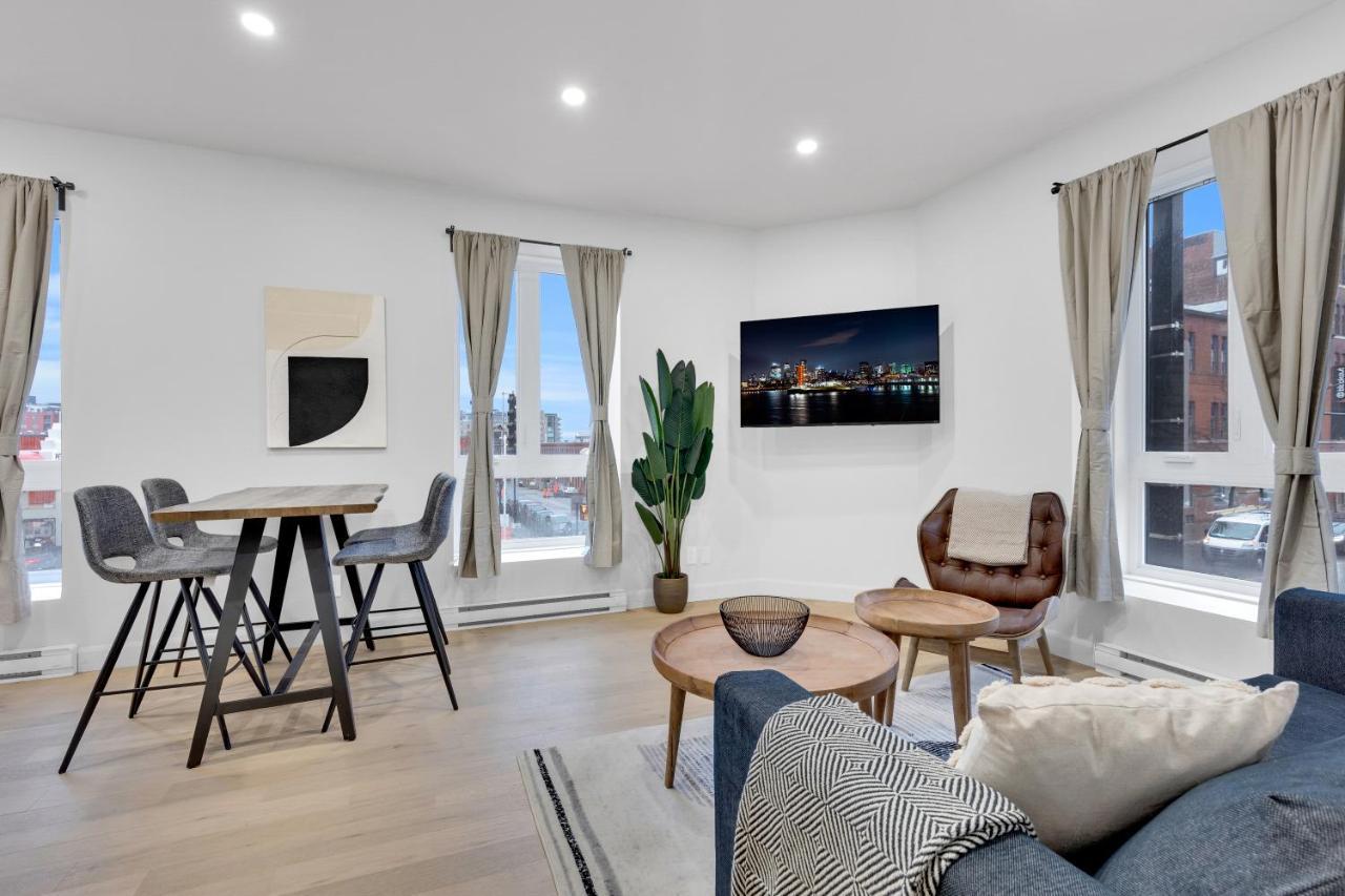 Deluxe Suites Downtown Montreal Luaran gambar