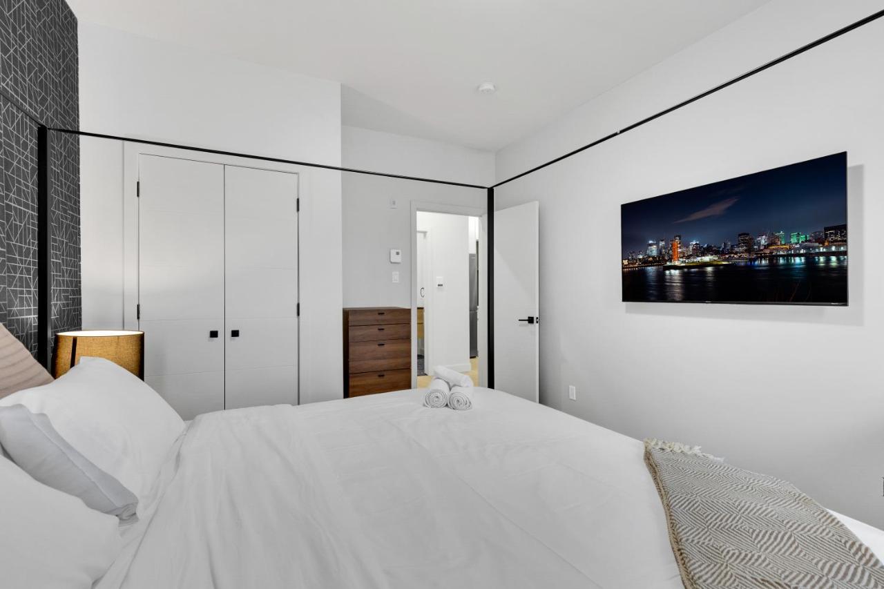 Deluxe Suites Downtown Montreal Luaran gambar