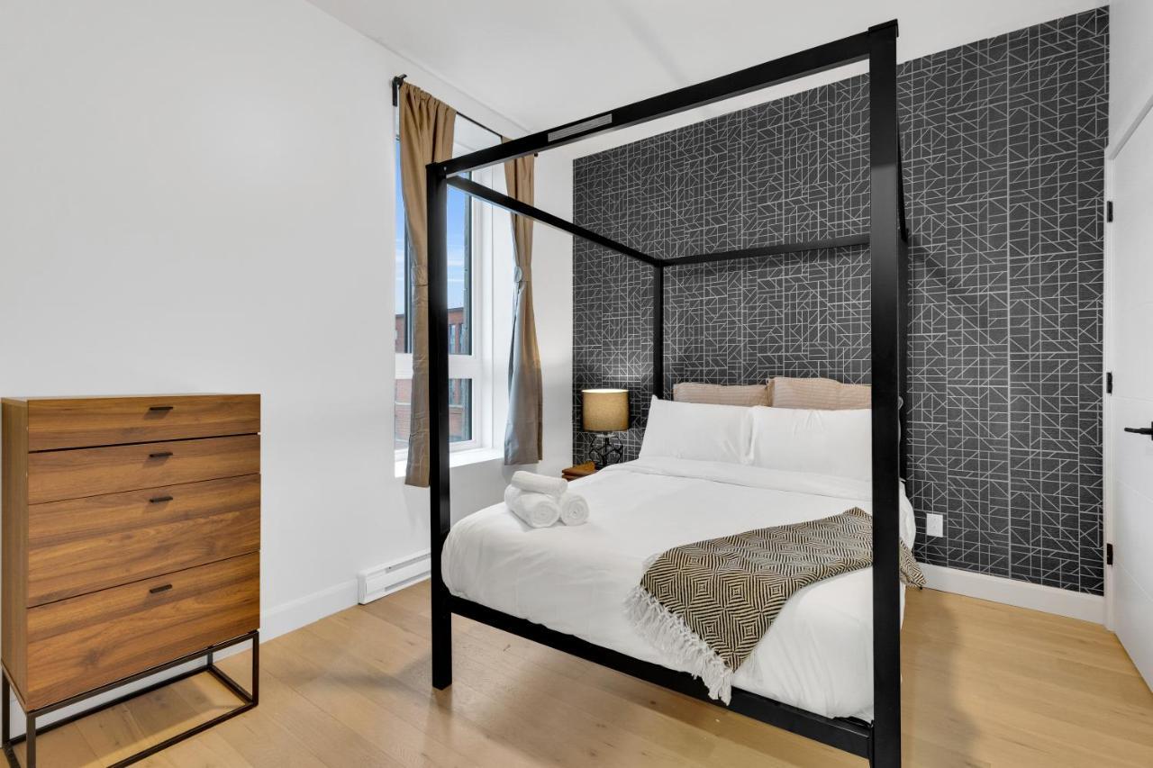 Deluxe Suites Downtown Montreal Luaran gambar