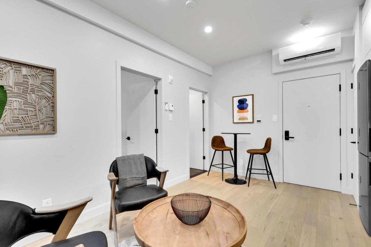 Deluxe Suites Downtown Montreal Luaran gambar