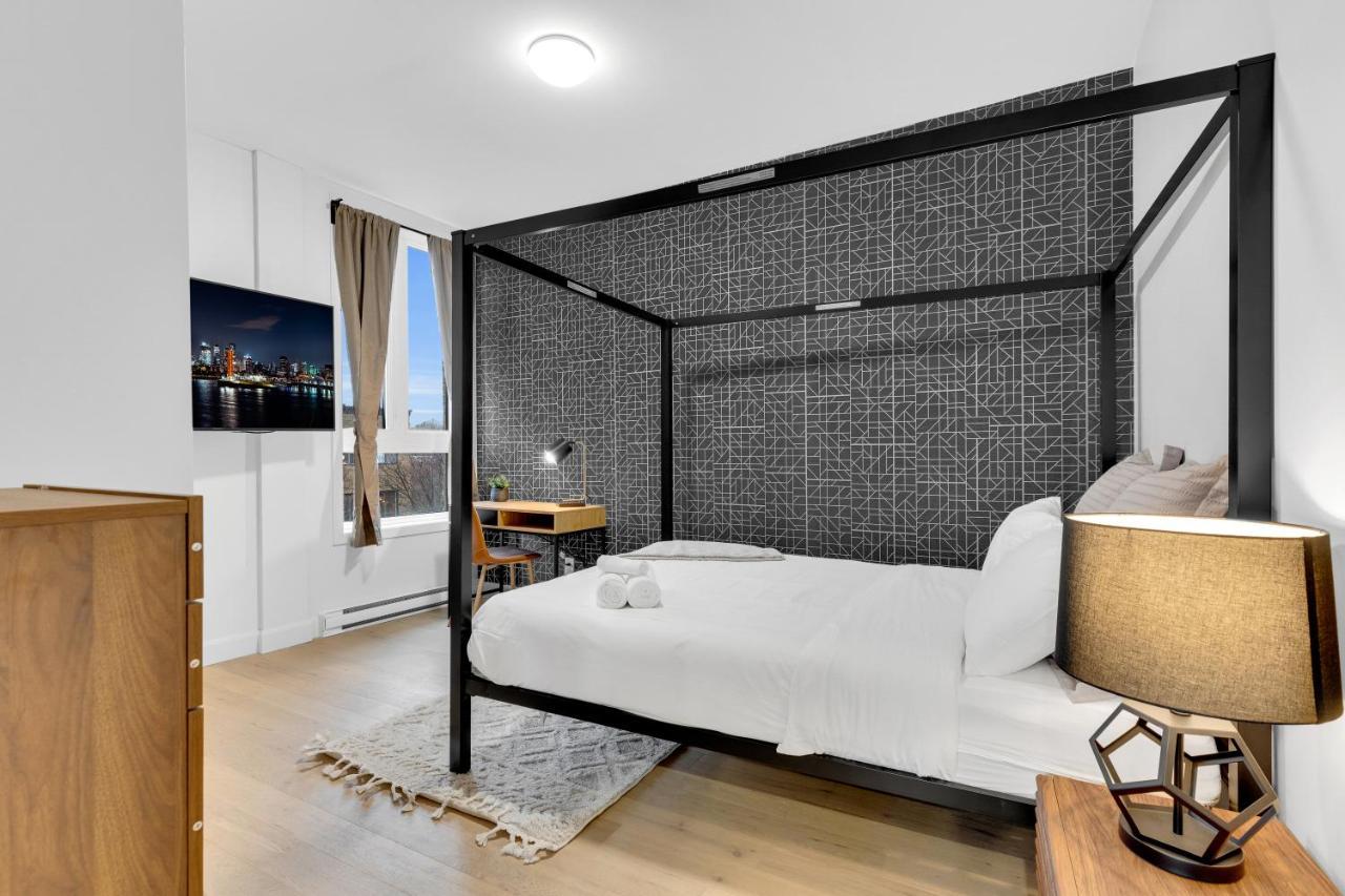 Deluxe Suites Downtown Montreal Luaran gambar