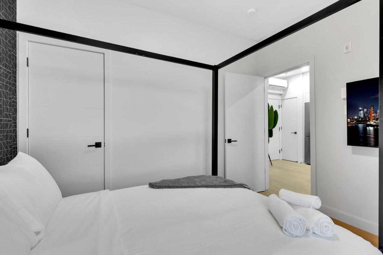 Deluxe Suites Downtown Montreal Luaran gambar